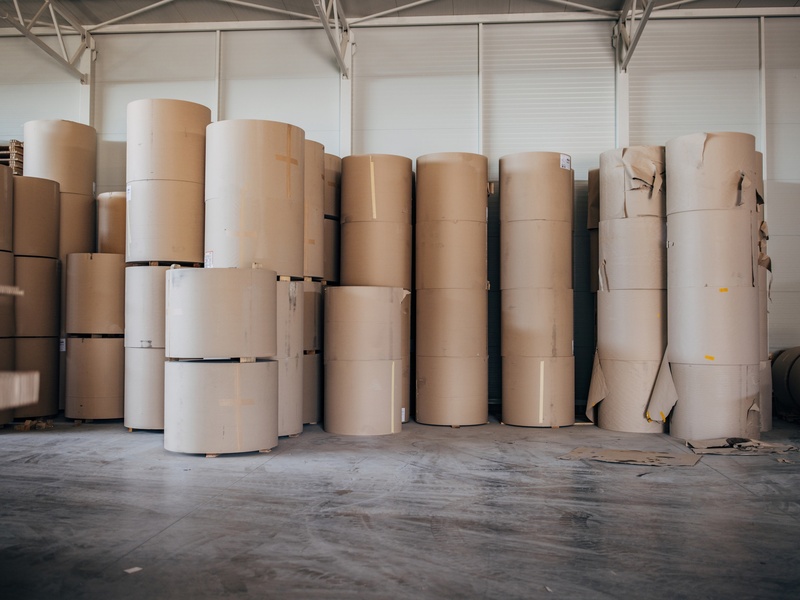 Papers, cardboard and packaging